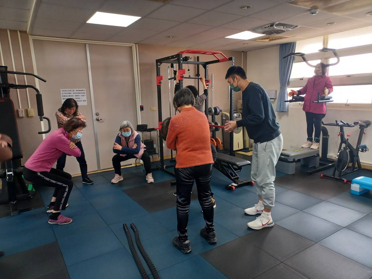 114-03-21不老長者健身GO!照片7