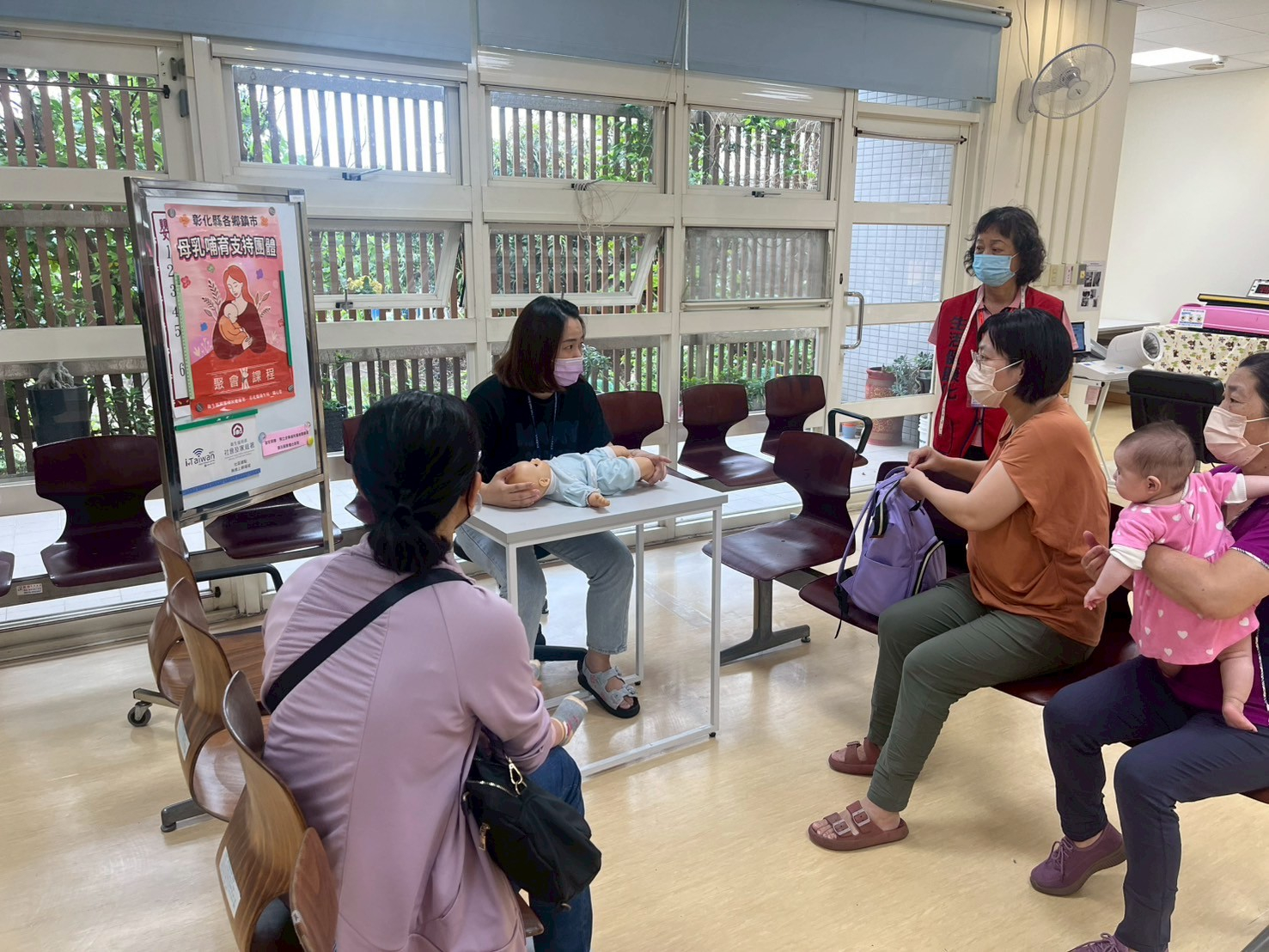 114-05-20母乳哺育支持團體(含嬰幼兒心肺復甦術指導)照片3