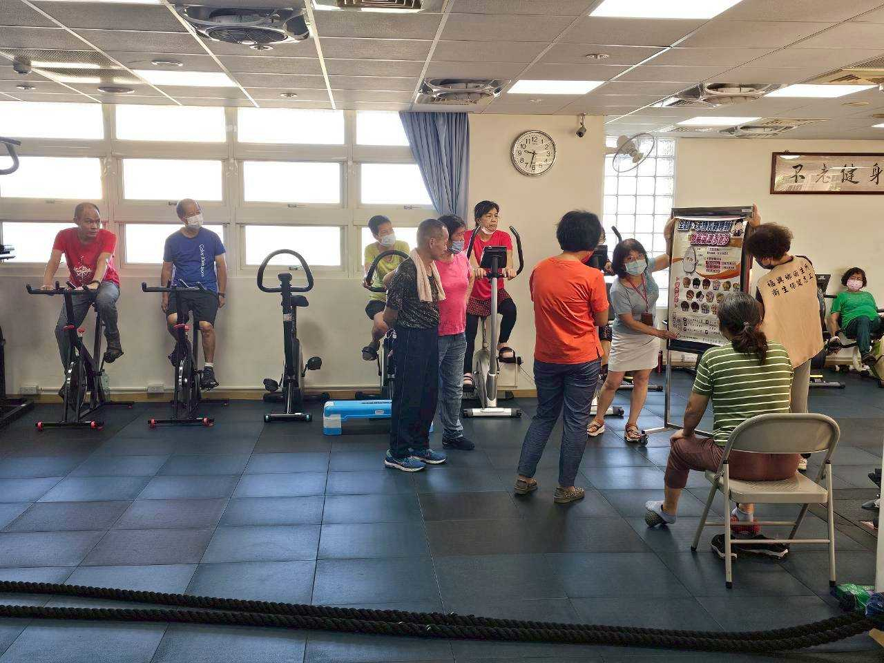 114-09-01腰圍知多少衛教宣導(不老健身房)照片3